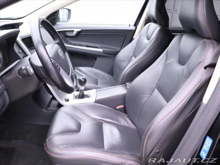 Volvo XC60 2,4 D5 151kW AWD CZ Summu 2009