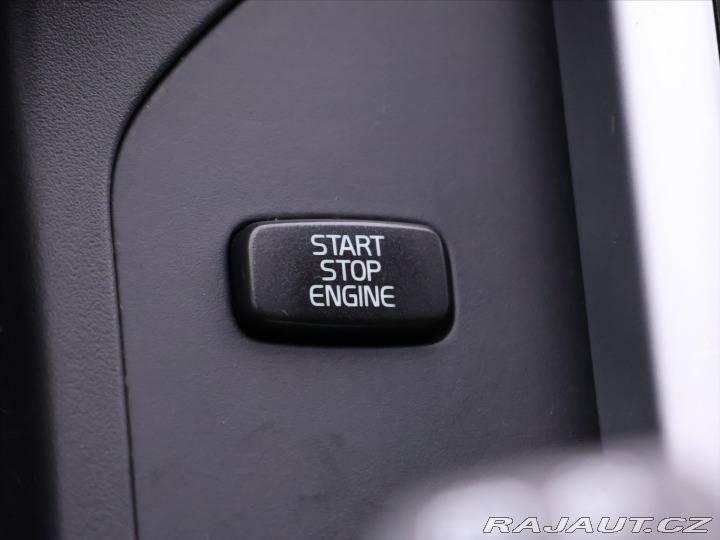 Volvo XC60 2,4 D5 151kW AWD CZ Summu 2009