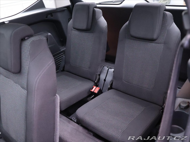 Peugeot 5008 1,6 16V Premium 7Míst Pan 2011