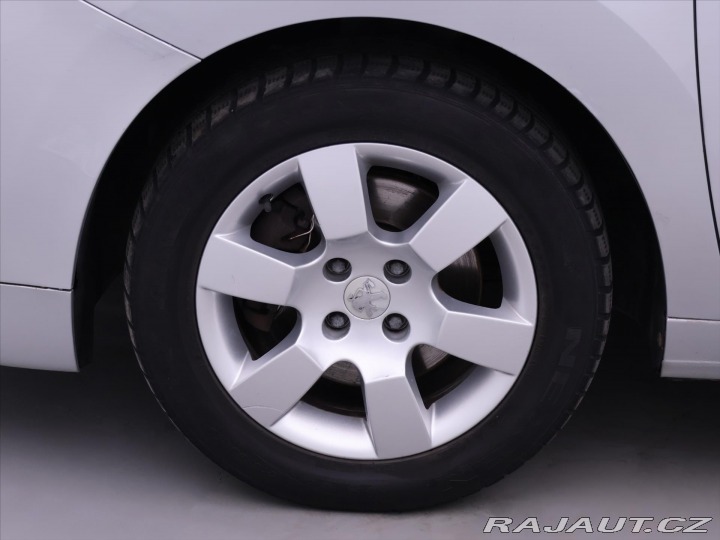 Peugeot 5008 1,6 16V Premium 7Míst Pan 2011