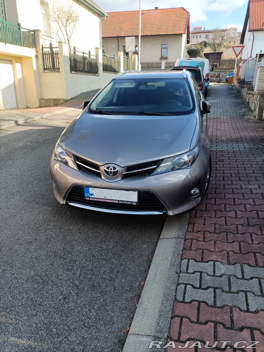 Toyota Auris 2013
