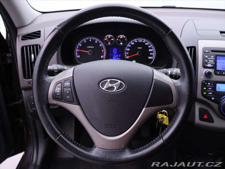 Hyundai i30 1,4 i CVVT 80kW CZ Klima 2009