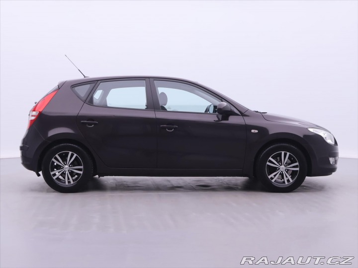 Hyundai i30 1,4 i CVVT 80kW CZ Klima 2009