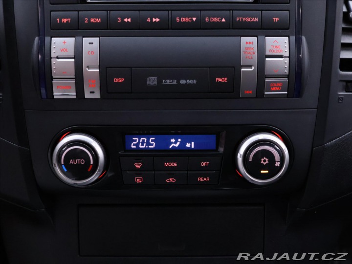 Mitsubishi Pajero 3,2 DI-D Intense Aut. 7Mí 2009