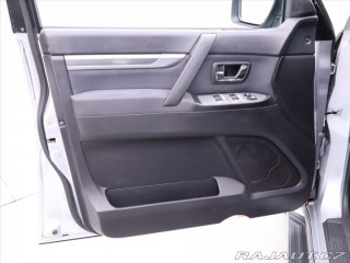 Mitsubishi Pajero 3,2 DI-D Intense Aut. 7Mí 2009