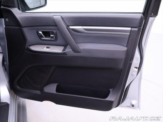Mitsubishi Pajero 3,2 DI-D Intense Aut. 7Mí 2009