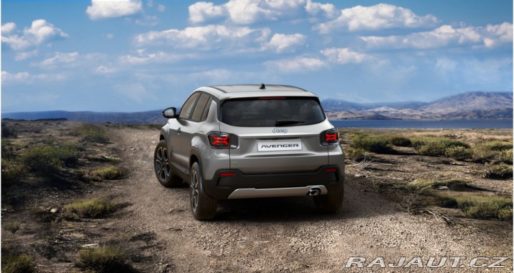 Jeep Avenger Summit 1.2 Turbo e-Hybrid 2024