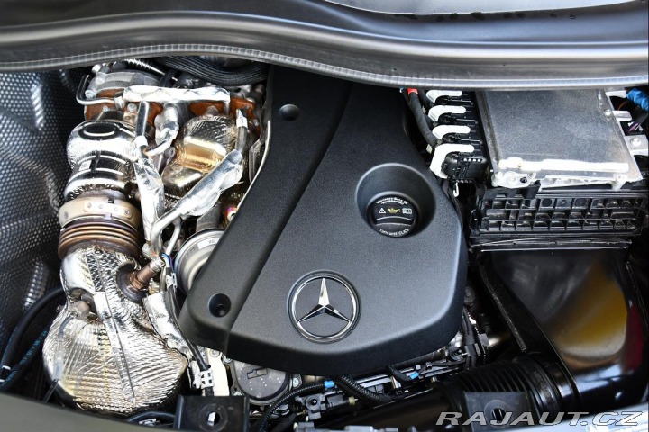 Mercedes-Benz V 300D L EXCLUSIVE REZERVAC 2024
