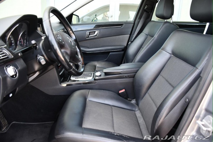 Mercedes-Benz E 220CDI AVANTGARDE A/T 2xK 2009