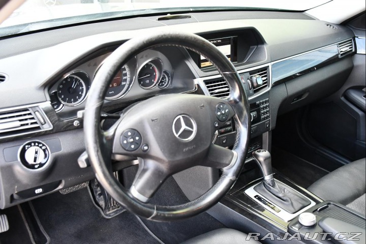 Mercedes-Benz E 220CDI AVANTGARDE A/T 2xK 2009