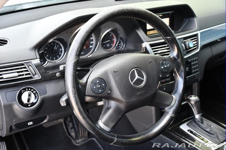 Mercedes-Benz E 220CDI AVANTGARDE A/T 2xK 2009