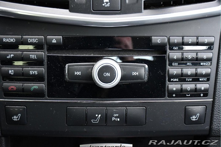 Mercedes-Benz E 220CDI AVANTGARDE A/T 2xK 2009