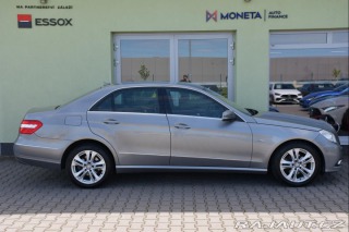 Mercedes-Benz E 220CDI AVANTGARDE A/T 2xK 2009