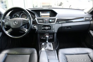 Mercedes-Benz E 220CDI AVANTGARDE A/T 2xK 2009