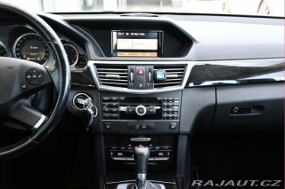 Mercedes-Benz E 220CDI AVANTGARDE A/T 2xK 2009