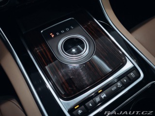 Jaguar XE 2.0D Performance, Automat 2015
