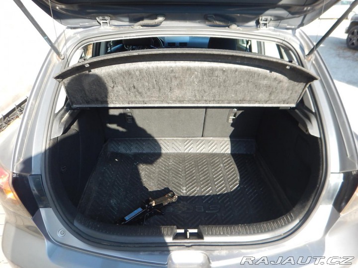 Mazda 3 1.6 16V, KLIMA 2005