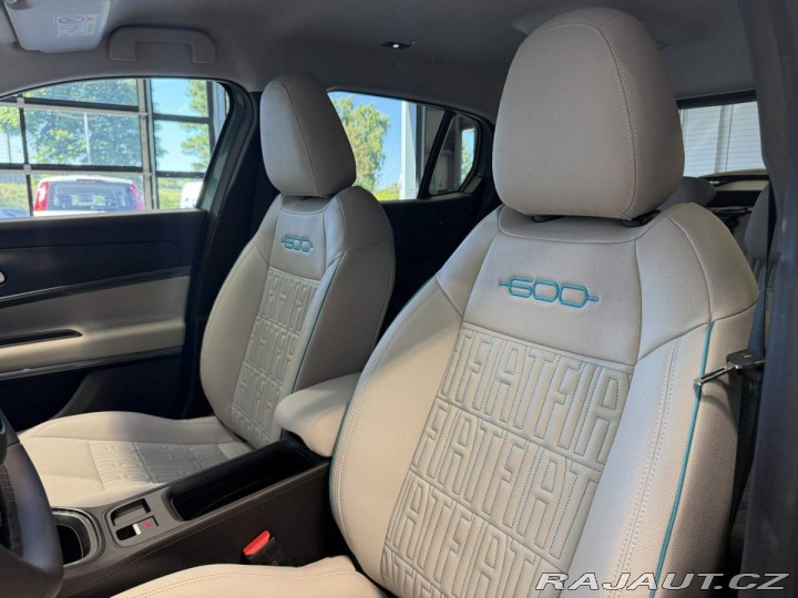Fiat 600 La Prima 1.2 Turbo Hybrid 2025