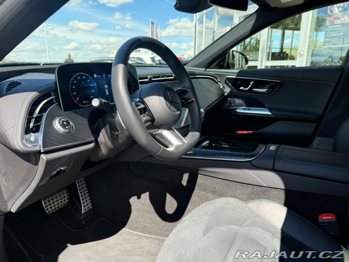 Mercedes-Benz E E 300 DE 4MATIC kombi REZ 2024
