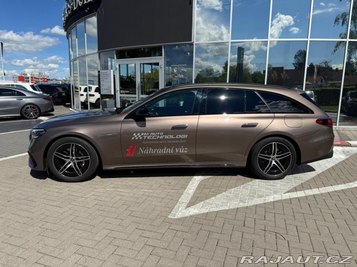 Mercedes-Benz E E 300 DE 4MATIC kombi REZ 2024