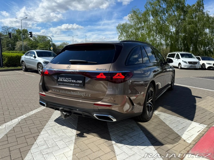 Mercedes-Benz E E 300 DE 4MATIC kombi REZ 2024