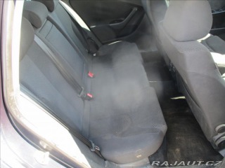 Volkswagen Passat 1,9 TDI 77kw Tažné, Klima 2007