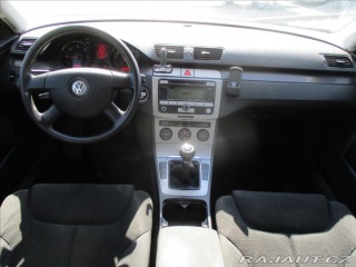Volkswagen Passat 1,9 TDI 77kw Tažné, Klima 2007