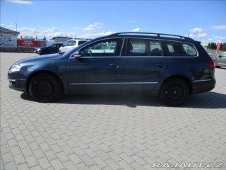 Volkswagen Passat 1,9 TDI 77kw Tažné, Klima 2007