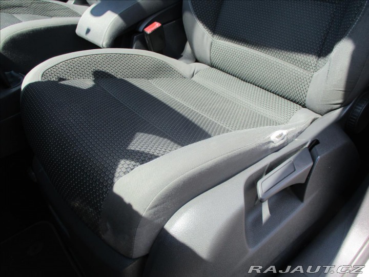 Volkswagen Touran 1,4 TSi CNG 110kw bez kor 2011