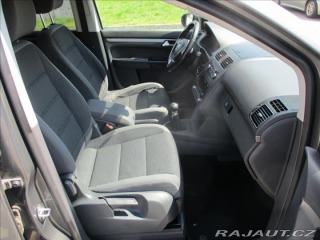 Volkswagen Touran 1,4 TSi CNG 110kw bez kor 2011