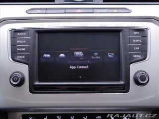 Volkswagen Passat 2,0 TDI 4Motion Panorama 2015
