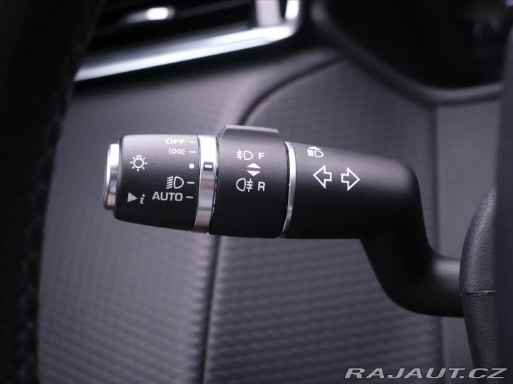 Land Rover Range Rover Velar 3,0 D275 202kW R-Dynamic 2019