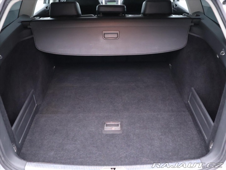 Volkswagen Passat 2,0 TDI 103kW Highline 1. 2006