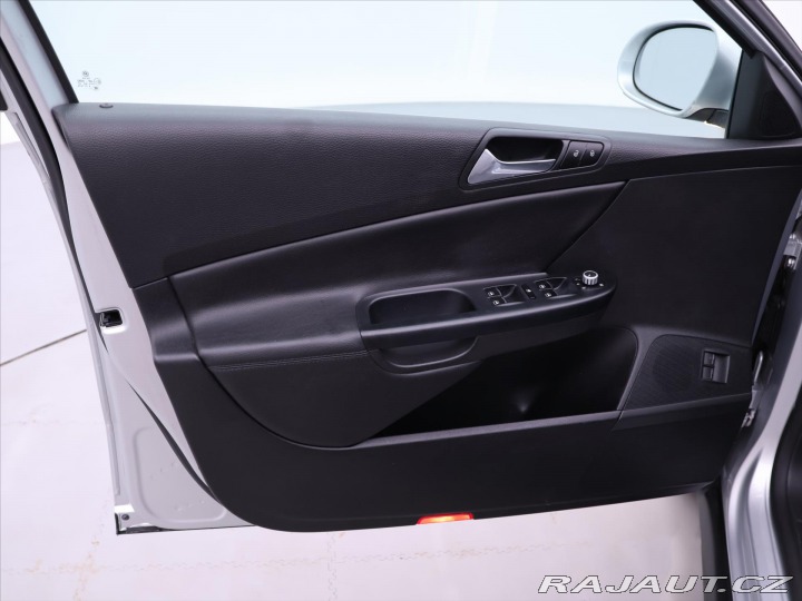 Volkswagen Passat 2,0 TDI 103kW Highline 2006