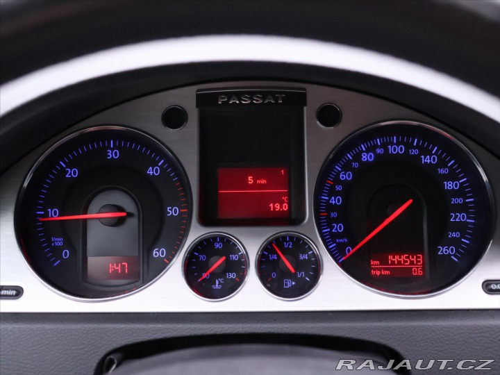 Volkswagen Passat 2,0 TDI 103kW Highline 2006