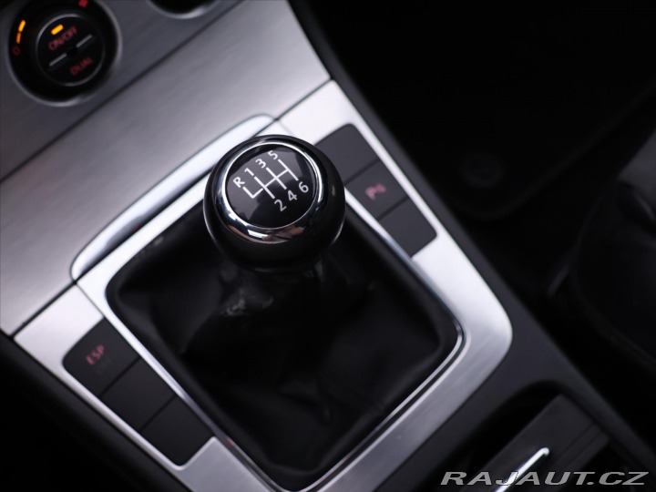 Volkswagen Passat 2,0 TDI 103kW Highline 2006