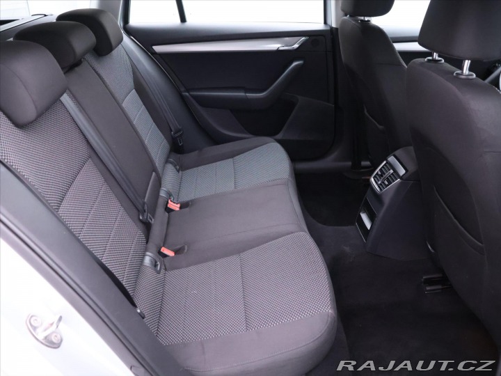 Škoda Octavia 1,6 TDI 77kW Ambition DPH 2014
