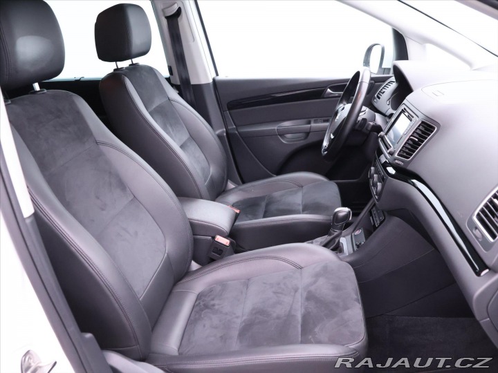 Volkswagen Sharan 2,0 TDI 4M DSG CZ Highlin 2018