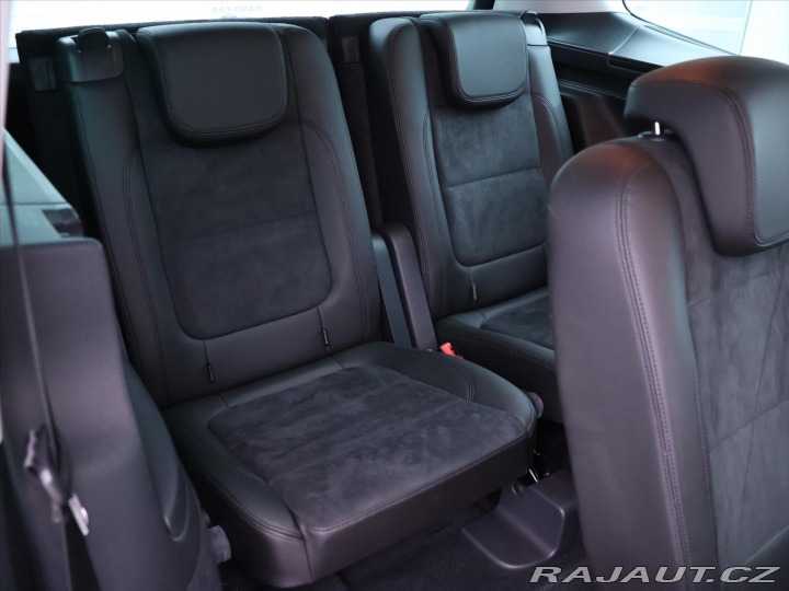 Volkswagen Sharan 2,0 TDI 4M DSG CZ Highlin 2018
