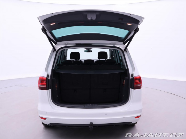 Volkswagen Sharan 2,0 TDI 4M DSG CZ Highlin 2018