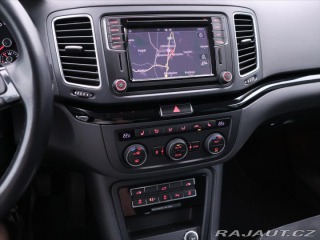 Volkswagen Sharan 2,0 TDI 4M DSG CZ Highlin 2018