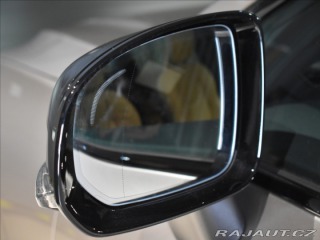 Volvo XC60 2,0 B5 AWD Plus Dark 2025