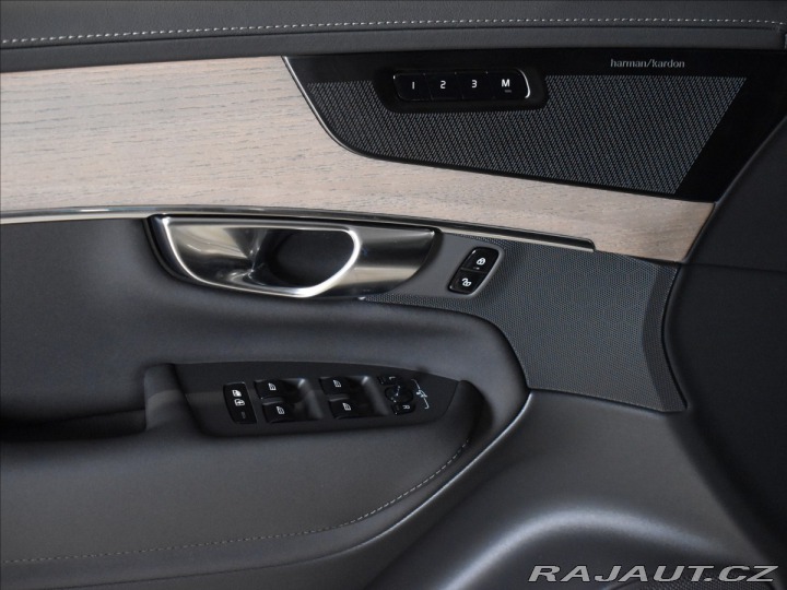 Volvo XC90 2,0 T8 AWD Ultra Bright 2025