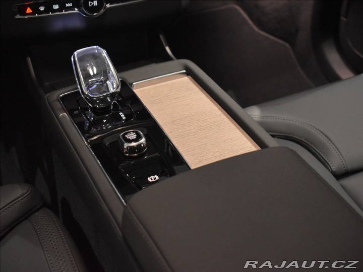 Volvo XC90 2,0 T8 AWD Ultra Bright 2025