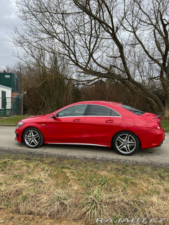 Mercedes-Benz CLA 2,0 Mercedes-AMG CLA 45 4 2016