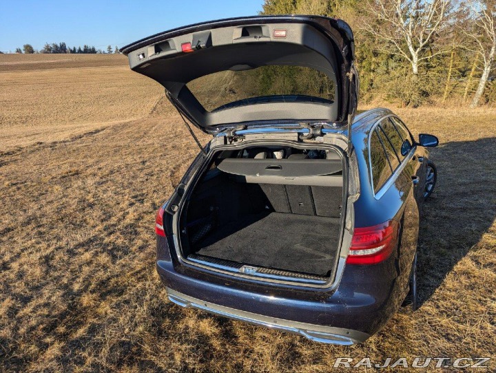 Mercedes-Benz C 2,5 C250 4 Matic,automa 1800