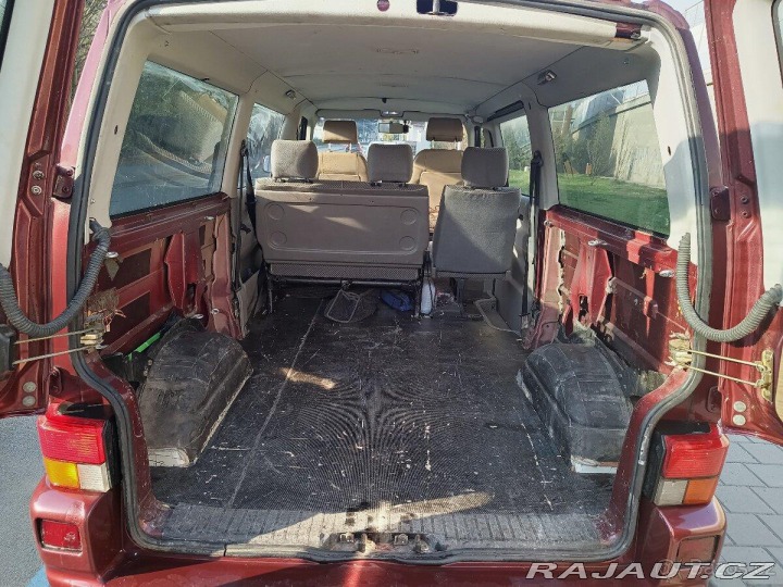 Volkswagen Transporter 2,5 Long , TDI 75kw 1997