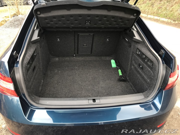 Škoda Superb Superb 2.0TDI 110kw 2020