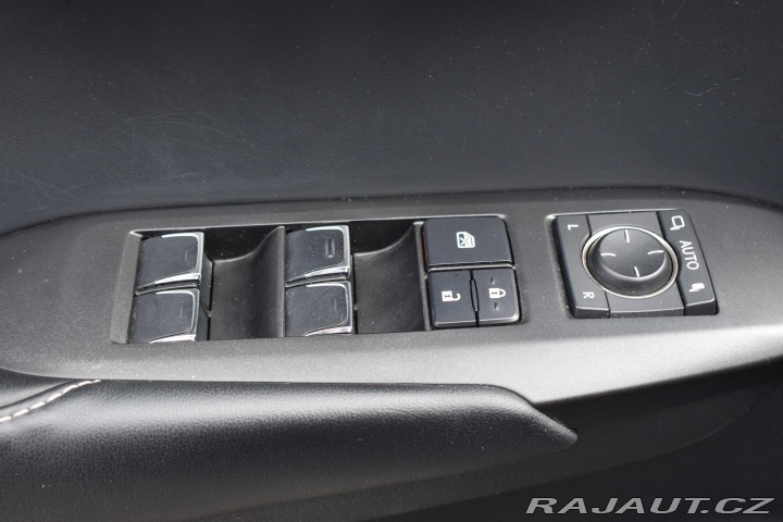 Lexus Ostatní modely NX 300h 2.5 4x4*KEYLESS*KAMERA*DP 2020