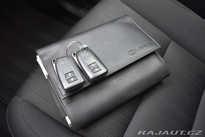 Lexus Ostatní modely NX 300h 2.5 4x4*KEYLESS*KAMERA*DP 2020